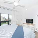 Broadbeach Victoria Square